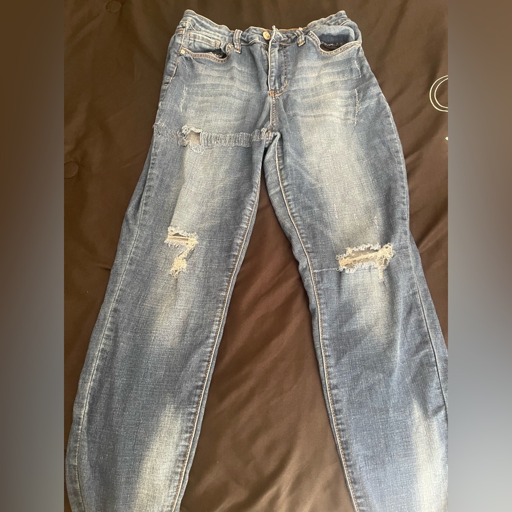 Blue Distressed Boyfriend Jeans with Faded Look